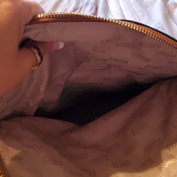 Michael kors handbag - Picture 6 of 14